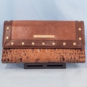 VEUC Brahmin Tri-fold Wallet in Silva